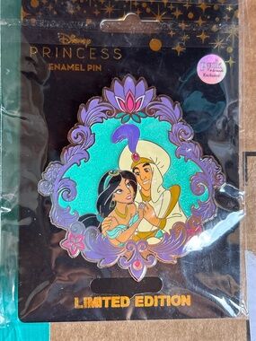 Pink a la Mode Aladdin Jasmine Couple Pin Disney